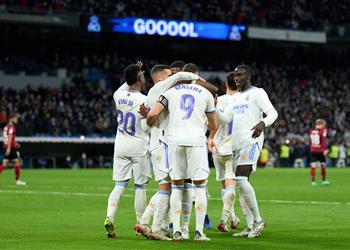 قبل مواجهة برشلونة ريال مدريد يعود لسكة الانتصارات في الليجا برباعية أمام فالنسيا