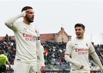 فيديو ميلان يقهر فينيزيا بثلاثية في عقر داره ويتصدر الدوري الإيطالي