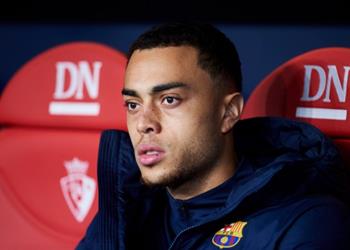 وكيل ديست يوضح موقفه من الرحيل عن برشلونة إلى تشيلسي في يناير