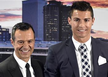 ذا صن رونالدو يجري محادثات طارئة مع وكيله بشأن مستقبله في مانشستر يونايتد