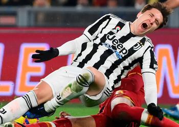 تكهنات بإصابة كييزا بالرباط الصليبي وانتهاء موسمه مع يوفنتوس