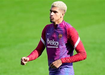 تقارير تشافي يصر على تواجد أروخو في الكلاسيكو أمام ريال مدريد