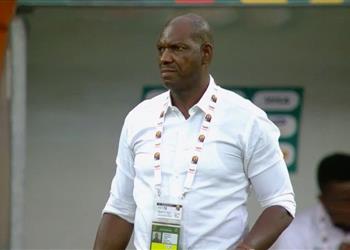 فيديو مدرب نيجيريا أغلقنا التمرير لـ محمد صلاح فحققنا الفوز على مصر