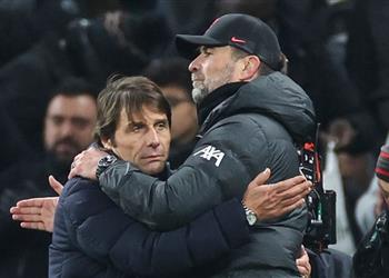 هدف ليفربول كونتي يطالب توتنهام بضم جناح ولفرهامبتون