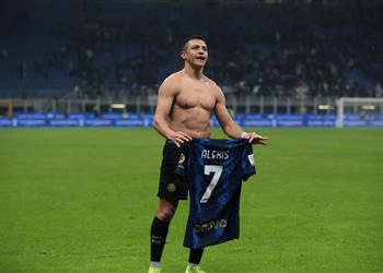 سانشيز بعد هدفه القاتل في يوفنتوس أنا أسد في قفص وهذا زئيري