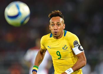 مشكلة في القلب الجابون تعلن سبب غياب أوباميانج عن مواجهة غانا