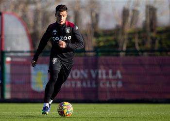 جيرارد يكشف موقف كوتينيو من خوض مباراة أستون فيلا ومانشستر يونايتد