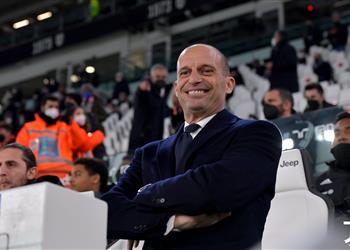 أليجري ساخر ا من رد فعل ديبالا كان يتخيل أن المدرجات ممتلئة