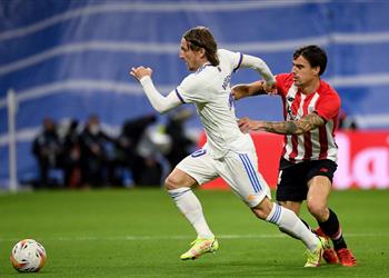 فيديو تسديدة صاروخية مودريتش يسجل هدف ريال مدريد الأول أمام أتلتيك بلباو