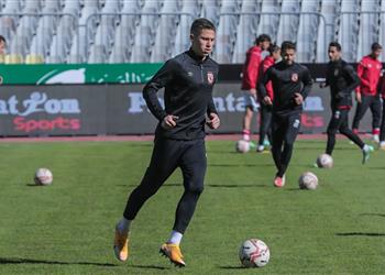 مدافع الأهلي تعادلنا مع الإسماعيلي بمثابة خسارة وموسيماني أعطانا الثقة