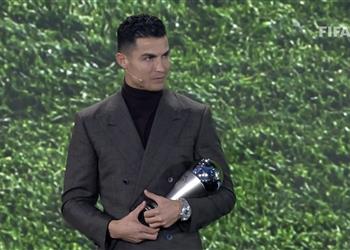 فيفا يمنح رونالدو جائزة خاصة في حفل ذا بيست للأفضل في 2021