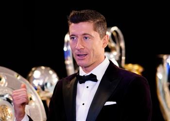 يتفق مع محمد صلاح الكشف عن تصويت ليفاندوفسكي في جائزة ذا بيست 2021