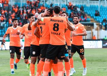 فيديو انتصار تاريخي فاركو يقهر الزمالك بثنائية في كأس الرابطة