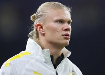 مانشستر سيتي يستعد لإجراء محادثات مع وكيل هالاند أمام أنظار برشلونة