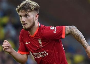هارفي إليوت يعود إلى تدريبات ليفربول بعد غياب 4 أشهر