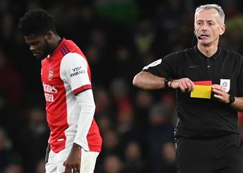 بارتي معتذر ا لجماهير آرسنال بعد طرده أمام ليفربول يجب أن أكون أكثر ذكاء