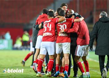 طبيب الأهلي يمنح لاعب الفريق راحة شهر ونصف بسبب مضاعفات كورونا