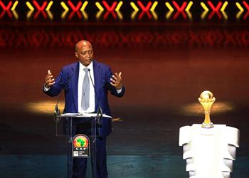 رئيس كاف نريد من المنتخبات الإفريقية أن يفكروا في الفوز بكأس العالم 2022