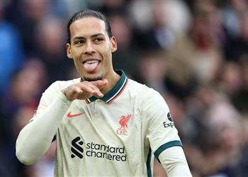 فان دايك الفوز على كريستال بالاس أهم من هدفي ولا نفكر في اللقب الآن