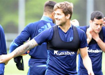 برشلونة ينسحب من مفاوضات ضم مدافع سوسيداد