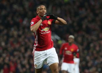 سوشيال_بطولات مارسيال ينتقد شائعات الرحيل عن مانشستر يونايتد