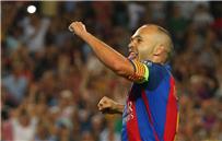 تجديد عقود إنييستا يريد الإجتماع مع مسؤولو برشلونة من منافشة تمديد عقده