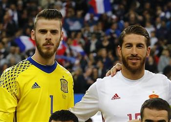 دي خيا يلجأ لراموس لإيصال رسالة لزيدان