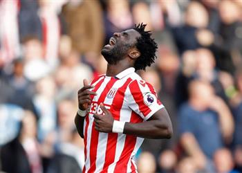 مانشستر سيتي يحدد سعر بوني للتخلص من خدماته