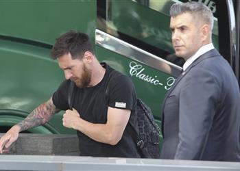 تجديد عقود ميسي يعود إلى برشلونة للاتفاق النهائي على العقد الجديد والإعلان الرسمي قريب ا