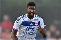 برشلونة يقترب من حسم صفقة أومتيتي مدافع ليون