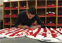 رمضان ييختار رقم قميصه الجديد مع ستوك سيتي