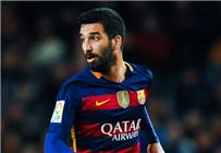 نجم برشلونة باق مع الفريق بأوامر من إنريكي ولكن