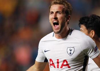 بوتشيتينو لهذا السبب كين يتفوق على رونالدو