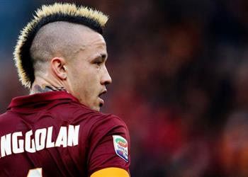 ناينجولان تعرضنا للانتقادات في وقت مبكر من الموسم