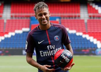 نيني يكشف عن دوره في انتقال نيمار إلى باريس سان جيرمان