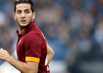 تصريحات وكيل أعمال مانولاس يحبط محاولات إنتر ميلانو كوستاس لاعب ا لروما حتي 2019