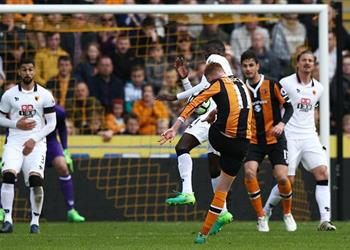 محترفين بمشاركة المحمدي وبـ 10 لاعبين فقط هال سيتي يفوز على واتفورد بثنائية نظيفة