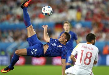 لعنة الإصابات لاعب يوفنتوس يتعرض للإصابة مع منتخب بلاده