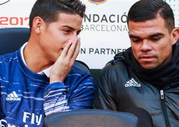 تقارير الميركاتو وكيل خاميس يتواصل مع باريس سان جيرمان وبيبي ينتظر