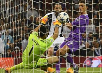 وصيف_الشامبيونز بوفون استقبل أهداف في نهائي كارديف أكثر من مباريات الموسم الأوروبي بأكمله