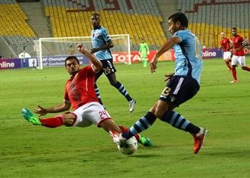 خبير تحكيمي تيسيما تغاضى عن احتساب خطأ للأهلي قبل هدف الوداد