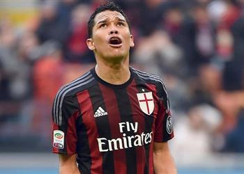 أخبار مونتيلا ميلان غير سعيد بنجمه الكولومبي