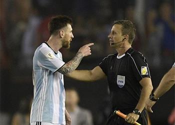 أخبار اتفاق بين ميسي ورئيس الاتحاد الأرجنتيني لتقليل عقوبة إيقافه