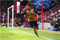 جوارديولا يطالب إدارة مانشستر سيتي بالتعاقد مع تشامبرلين