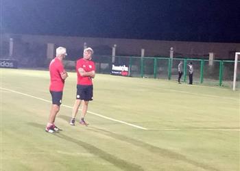 منتخب الفراعنة يخوض أول تدريباته استعداد ا لمواجهة أوغندا