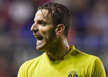 مهاجم فياريال يوافق على الانتقال إلى الدوري التركي