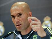 زيدان أريد بقاء جيميس رودريجيز وبقاء إيسكو محل شك