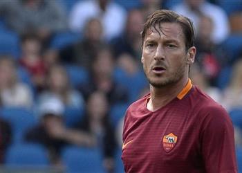 تقارير الميركاتو توتي يؤجل اعتزاله وميامي قد تكون وجهته المقبله