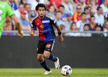 محترفين عمر جابر بديلا في تشكيل بازل أمام لوزيرن