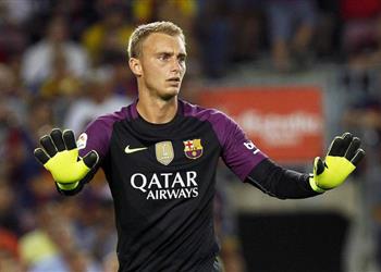 حارس برشلونة يريد مغادرة الكامب نو في الشتاء
